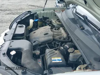 2008 Hyundai Tucson SE with VIN KM8JN12D98U905929, listed as a IAAI auction lot 42366117 with 176,864 mi miles and . Bid and sale history available at DreamBid. Image 12.