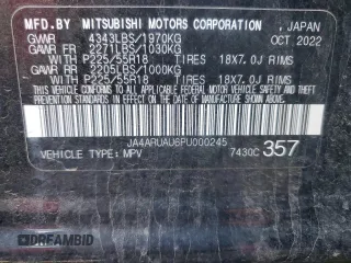2023 Mitsubishi Outlander ES z VIN JA4ARUAU6PU000245, wystawiony jako Copart lot #56297065 z przebiegiem 34 145 mil mil oraz Szkody całkowita. Historia ofert i sprzedaży dostępna na DreamBid. Obrazek 14.
