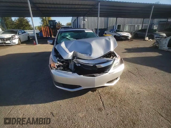 2014 Acura ILX z VIN 19VDE1F32EE008473, wystawiony jako Copart lot #51695405 z przebiegiem 149 913 mil mil oraz Szkoda całkowita • Salvage title. Historia ofert i sprzedaży dostępna na DreamBid. Obrazek 10.