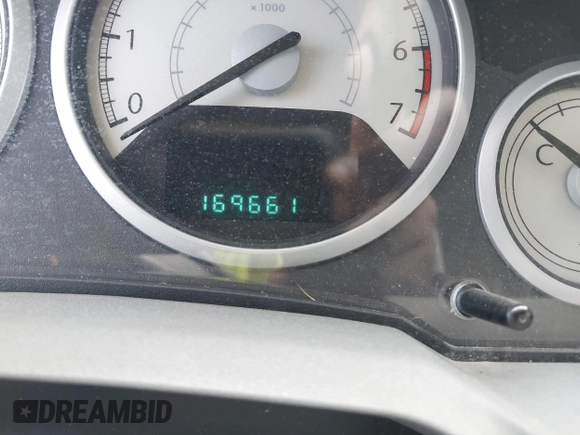 2008 Chrysler Town & Country Touring with VIN 2A8HR54P28R803822, listed as a IAAI auction lot 42459330 with 169,661 mi miles and . Bid and sale history available at DreamBid. Image 7.