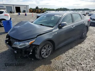 2020 Kia Optima LX z VIN 5XXGT4L33LG436346, wystawiony jako Copart lot #56217265 z przebiegiem 152 596 mil mil oraz Szkoda całkowita • Salvage title. Historia ofert i sprzedaży dostępna na DreamBid. Obrazek 1.