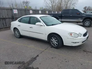 2007 Buick LaCrosse CX with VIN 2G4WC582671175674, listed as a IAAI auction lot 41931600 with 192,836 mi miles. Bid and sale history available at carsss.com. Image 1.