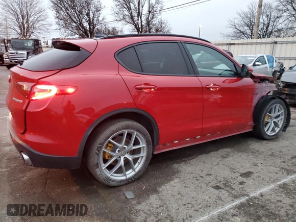 2019 Alfa Romeo Stelvio Ti Lusso z VIN ZASPAKBN8K7C30855, wystawiony jako Copart lot #85011394 z przebiegiem 65 100 mil mil oraz Szkoda całkowita • Salvage title. Historia ofert i sprzedaży dostępna na DreamBid. Obrazek 3.