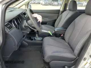 2007 Nissan Versa SL z VIN 3N1BC11EX7L454398, wystawiony jako Copart lot #78073444 z przebiegiem 94 568 mil mil oraz Szkoda całkowita • Salvage title. Historia ofert i sprzedaży dostępna na DreamBid. Obrazek 7.