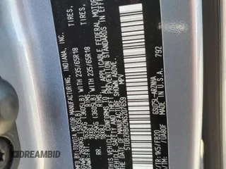 2022 Toyota Highlander LE z VIN 5TDBZRBH2NS207659, wystawiony jako Copart lot #52113385 z przebiegiem 31 700 mil mil oraz Szkoda całkowita • Salvage title. Historia ofert i sprzedaży dostępna na DreamBid. Obrazek 12.