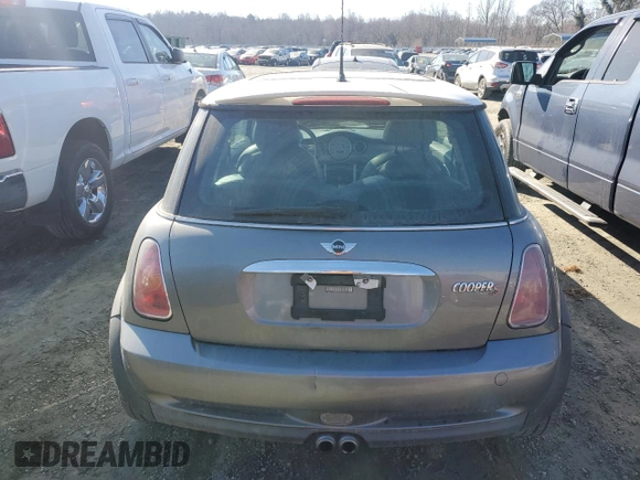 2002 MINI Hardtop S with VIN WMWRE33492TD56912, listed as a Copart auction lot 85466194 with 177,087 mi miles and Non Repairable. Bid and sale history available at DreamBid. Image 6.