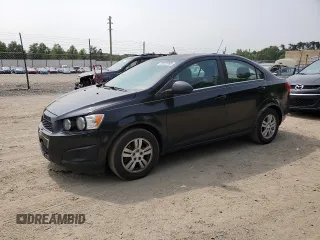 2016 Chevrolet Sonic LT z VIN 1G1JC5SG8G4176793, wystawiony jako Copart lot #60023955 z przebiegiem 139 093 mil mil oraz Czysty tytuł • Clean title. Historia ofert i sprzedaży dostępna na DreamBid. Obrazek 1.