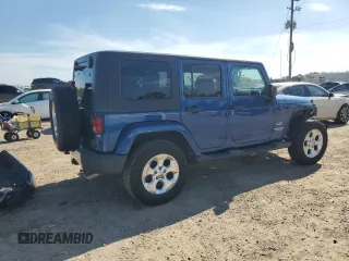 2010 Jeep Wrangler Unlimited Sahara with VIN 1J4BA5H19AL171369, listed as a Copart auction lot 50412855 with 152,742 mi miles and Salvage Title. Bid and sale history available at carsss.com. Image 3.