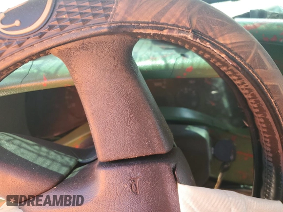2004 Chevrolet Tahoe LS with VIN 1GNEC13V64J327536, listed as a Copart auction lot 52971375 with Not provided miles and Salvage title. Bid and sale history available at DreamBid. Image 9.