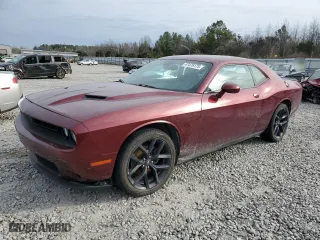 2021 Dodge Challenger SXT with VIN 2C3CDZAG9MH572708, listed as a Copart auction lot 47476175 with 137,834 mi miles and Salvage Title. Bid and sale history available at carsss.com. Image 1.