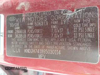 2009 Kia Borrego EX with VIN KNDJH741895030114, listed as a IAAI auction lot 42096787 with 160,062 mi miles. Bid and sale history available at carsss.com. Image 9.