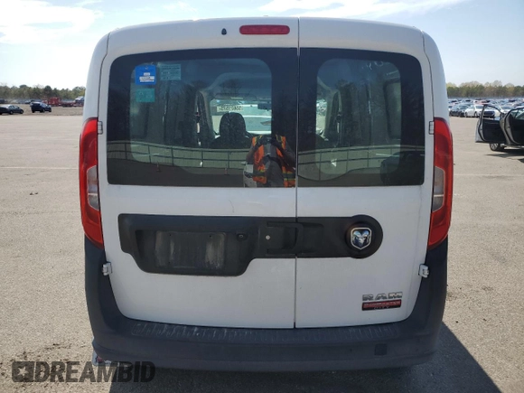 2018 Ram ProMaster City Cargo Tradesman z VIN ZFBERFAB6J6J72372, wystawiony jako Copart lot #55621575 z przebiegiem 29 700 mil mil oraz Szkoda całkowita • Salvage title. Historia ofert i sprzedaży dostępna na DreamBid. Obrazek 6.