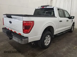 2022 Ford F-150 XL z VIN 1FTFW1ED0NFC41149, wystawiony jako IAAI lot #42785423 z przebiegiem 22 280 mil mil oraz . Historia ofert i sprzedaży dostępna na DreamBid. Obrazek 6.