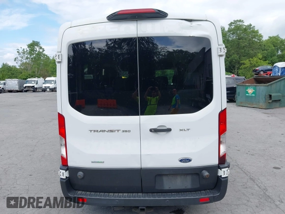 2019 Ford Transit Passenger XL с VIN 1FBAX2CG7KKB02430, выставлен на аукционе IAAI как лот 42682555 с пробегом 60 522 миль миль и . История ставок и продаж доступна на DreamBid. Изображение 16.