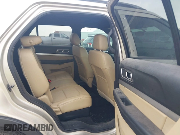 2017 Ford Explorer XLT with VIN 1FM5K7D85HGC13162, listed as a IAAI auction lot 41932791 with 72,030 mi miles and . Bid and sale history available at DreamBid. Image 8.
