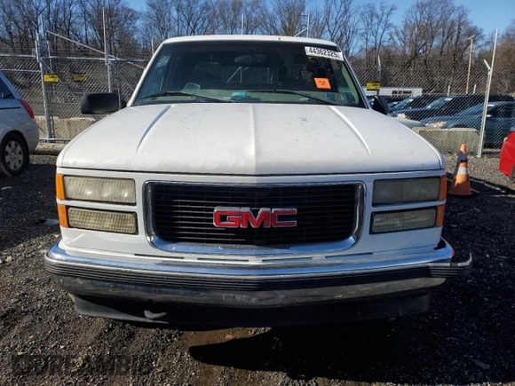 1998 GMC Sierra 1500 with VIN 2GTEK19M6W1546973, listed as a Copart auction lot 44362325 with 237,334 mi miles and Salvage Title. Bid and sale history available at DreamBid. Image 5.