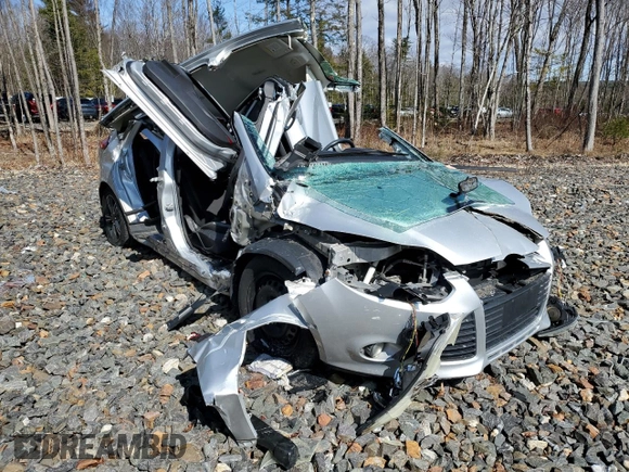 2014 Ford Focus SE with VIN 1FADP3K23EL178428, listed as a Copart auction lot 50118125 with 140,344 mi miles and Non Repairable. Bid and sale history available at carsss.com. Image 4.
