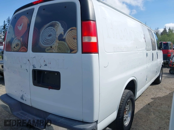 2007 Chevrolet City Express Cargo z VIN 1GCHG39V571209155, wystawiony jako IAAI lot #42168782 z przebiegiem 139 537 mil mil oraz . Historia ofert i sprzedaży dostępna na DreamBid. Obrazek 4.