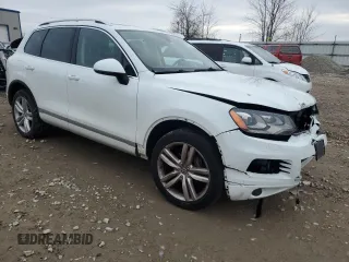 2012 Volkswagen Touareg Exec with VIN WVGEF9BP5CD007456, listed as a Copart auction lot 85225874 with Not Provided miles and Non Repairable. Bid and sale history available at DreamBid. Image 4.