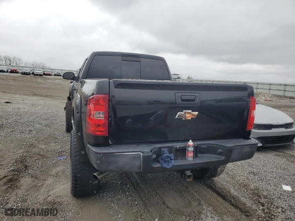 2008 Chevrolet Silverado 1500 LT w/2LT with VIN 2GCEC190381153462, listed as a Copart auction lot 80645754 with 157,808 mi miles and Salvage Title. Bid and sale history available at carsss.com. Image 6.