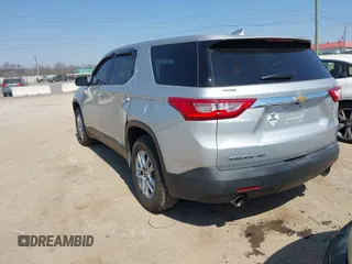 2020 Chevrolet Traverse LS with VIN 1GNEVFKW8LJ217698, listed as a IAAI auction lot 41783103 with 61,040 mi miles. Bid and sale history available at carsss.com. Image 3.