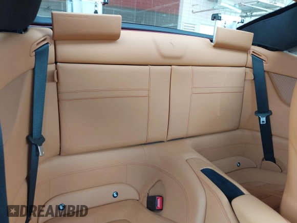 2015 Ferrari California T с VIN ZFF77XJA5F0211604, выставлен на аукционе IAAI как лот 42379871 с пробегом 3 140 миль миль и . История ставок и продаж доступна на DreamBid. Изображение 8.