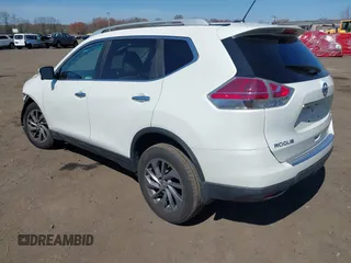 2016 Nissan Rogue SL with VIN 5N1AT2MV0GC755778, listed as a IAAI auction lot 42042335 with 201,371 mi miles and . Bid and sale history available at DreamBid. Image 3.