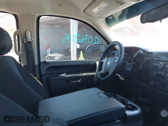 2010 Chevrolet Silverado 1500 LT with VIN 3GCRCSE07AG283691, listed as a IAAI auction lot 42036305 with 240,896 mi miles and . Bid and sale history available at DreamBid. Image 5.