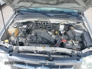 2008 Ford Escape XLT with VIN 1FMCU93188KD05798, listed as a IAAI auction lot 42497044 with 215,954 mi miles and . Bid and sale history available at DreamBid. Image 10.