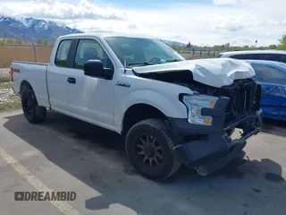 2015 Ford F-150 XLT with VIN 1FTFX1EFXFFA15863, listed as a IAAI auction lot 42068182 with 175,526 mi miles and . Bid and sale history available at DreamBid. Image 1.