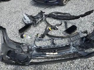 2015 BMW X5 xDrive35i z VIN 5UXKR0C58F0P03231, wystawiony jako Copart lot #60964305 z przebiegiem 71 419 mil mil oraz Szkoda całkowita • Salvage title. Historia ofert i sprzedaży dostępna na DreamBid. Obrazek 13.