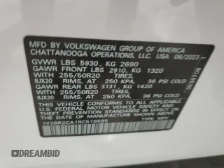 2024 Volkswagen Atlas SEL with VIN 1V2BR2CA1RC516585, listed as a Copart auction lot 44335095 with 17,611 mi miles and Clean title. Bid and sale history available at DreamBid. Image 13.