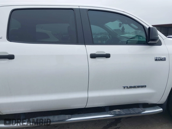 2018 Toyota Tundra 2WD SR5 with VIN 5TFEY5F14JX232234, listed as a IAAI auction lot 41447829 with 183,635 mi miles. Bid and sale history available at carsss.com. Image 13.