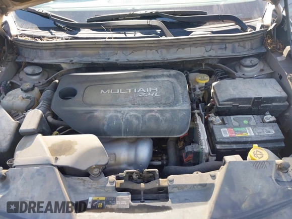2018 Jeep Cherokee Latitude with VIN 1C4PJLCB4JD612058, listed as a IAAI auction lot 42176036 with 162,153 mi miles and . Bid and sale history available at DreamBid. Image 10.
