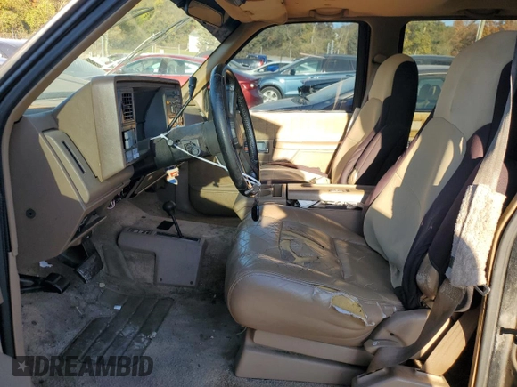 1994 Chevrolet Suburban with VIN 1GNFK16K0RJ417930, listed as a Copart auction lot 77583634 with 252,477 mi miles and Salvage Title. Bid and sale history available at carsss.com. Image 7.