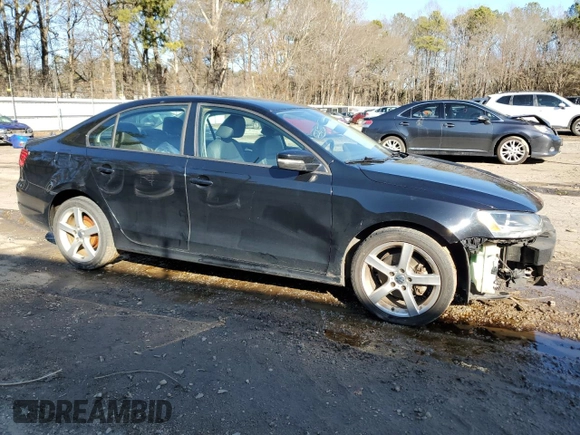 2012 Volkswagen Jetta Sedan SE w/Convenience & Sunroof PZEV with VIN 3VWBP7AJ5CM042117, listed as a Copart auction lot 42402665 with 152,687 mi miles and Salvage Title. Bid and sale history available at carsss.com. Image 4.