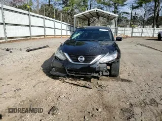 2017 Nissan Altima SR z VIN 1N4AL3AP1HC239789, wystawiony jako Copart lot #49060445 z przebiegiem 127 911 mil mil oraz Szkoda całkowita • Salvage title. Historia ofert i sprzedaży dostępna na DreamBid. Obrazek 14.