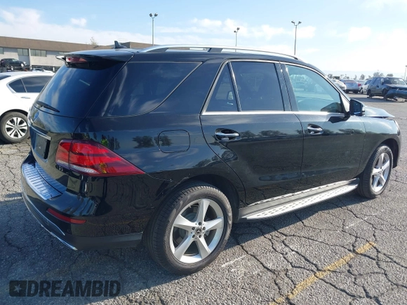 2018 Mercedes-Benz GLE 350 z VIN 4JGDA5JB3JB003469, wystawiony jako IAAI lot #41841759 z przebiegiem 62 703 mil mil oraz . Historia ofert i sprzedaży dostępna na DreamBid. Obrazek 4.