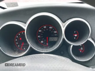 2008 Pontiac Vibe with VIN 5Y2SL65818Z409178, listed as a IAAI auction lot 42025318 with 224,690 mi miles. Bid and sale history available at carsss.com. Image 7.