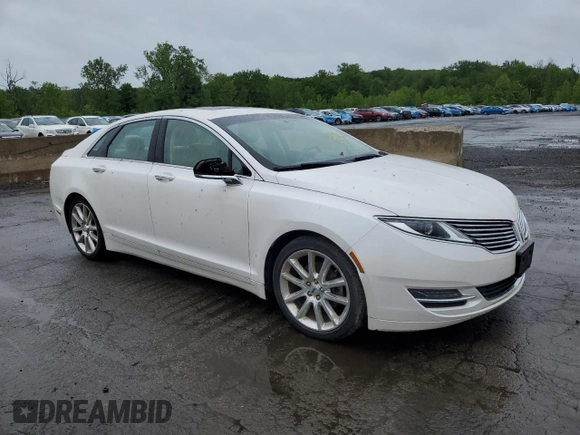 2015 Lincoln MKZ z VIN 3LN6L2J9XFR605027, wystawiony jako Copart lot #57724605 z przebiegiem 76 845 mil mil oraz Czysty tytuł • Clean title. Historia ofert i sprzedaży dostępna na DreamBid. Obrazek 4.