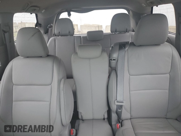 2015 Toyota Sienna XLE with VIN 5TDYK3DC6FS630405, listed as a Copart auction lot 59872045 with 60,306 mi miles and Salvage title. Bid and sale history available at DreamBid. Image 10.