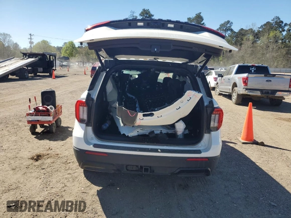 2025 Ford Explorer ST-Line with VIN 1FMUK7KH9SGA88477, listed as a Copart auction lot 49815455 with 3,822 mi miles and Salvage title. Bid and sale history available at DreamBid. Image 6.