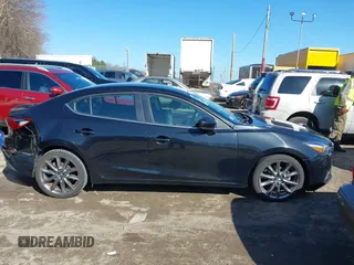 2018 Mazda 3 Touring with VIN 3MZBN1V34JM208669, listed as a IAAI auction lot 41834164 with 117,639 mi miles. Bid and sale history available at carsss.com. Image 13.