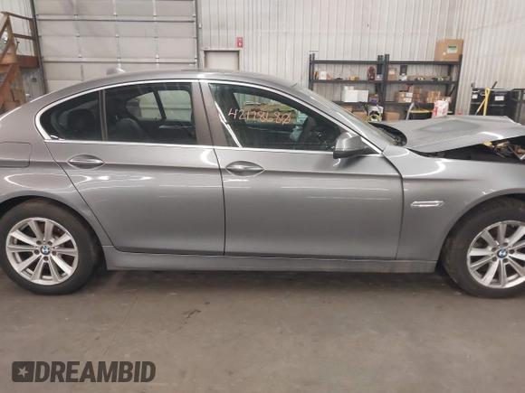2015 BMW 5 Series 528i xDrive with VIN WBA5A7C55FD623888, listed as a IAAI auction lot 42178680 with 96,267 mi miles and . Bid and sale history available at DreamBid. Image 14.
