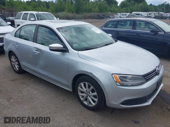 2013 Volkswagen Jetta SE with VIN 3VWDP7AJ6DM360709, listed as a IAAI auction lot 42656414 with 74,322 mi miles and . Bid and sale history available at DreamBid. Image 1.