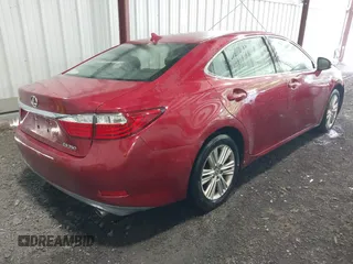 2014 Lexus ES 330 z VIN JTHBK1GG8E2109537, wystawiony jako IAAI lot #42490392 z przebiegiem 129 103 mil mil oraz . Historia ofert i sprzedaży dostępna na DreamBid. Obrazek 4.