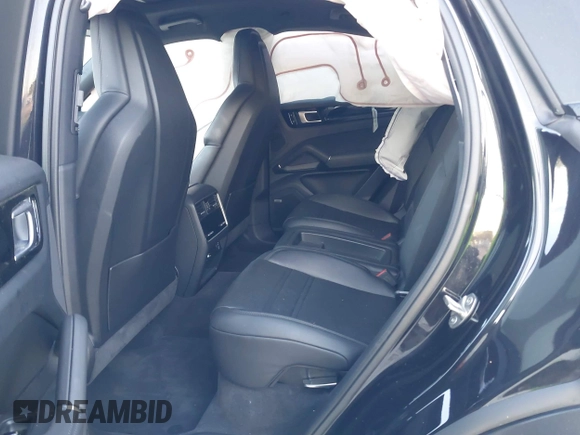 2020 Porsche Cayenne S z VIN WP1BB2AY2LDA58111, wystawiony jako IAAI lot #41764496 z przebiegiem Nie podano mil oraz . Historia ofert i sprzedaży dostępna na DreamBid. Obrazek 8.