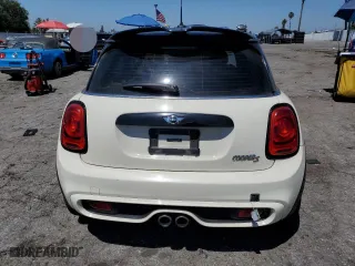 2017 MINI Hardtop 2 Door Cooper S with VIN WMWXP7C57H3B93543, listed as a Copart auction lot 63707024 with 64,576 mi miles and Salvage Title. Bid and sale history available at carsss.com. Image 6.