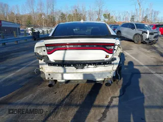 2020 Dodge Charger Scat Pack Widebody z VIN 2C3CDXGJ3LH244092, wystawiony jako IAAI lot #41828294 z przebiegiem 107 568 mil mil oraz . Historia ofert i sprzedaży dostępna na DreamBid. Obrazek 17.