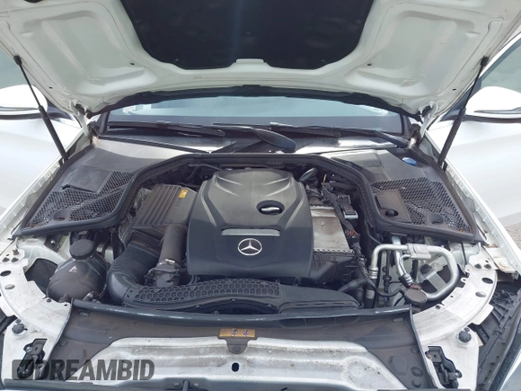 2018 Mercedes-Benz C 300 with VIN 55SWF4JB2JU258957, listed as a IAAI auction lot 42058233 with 61,788 mi miles and . Bid and sale history available at DreamBid. Image 10.